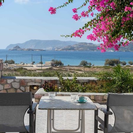 Κalamitsi Rooms & Apartments Kímolos Exteriér fotografie