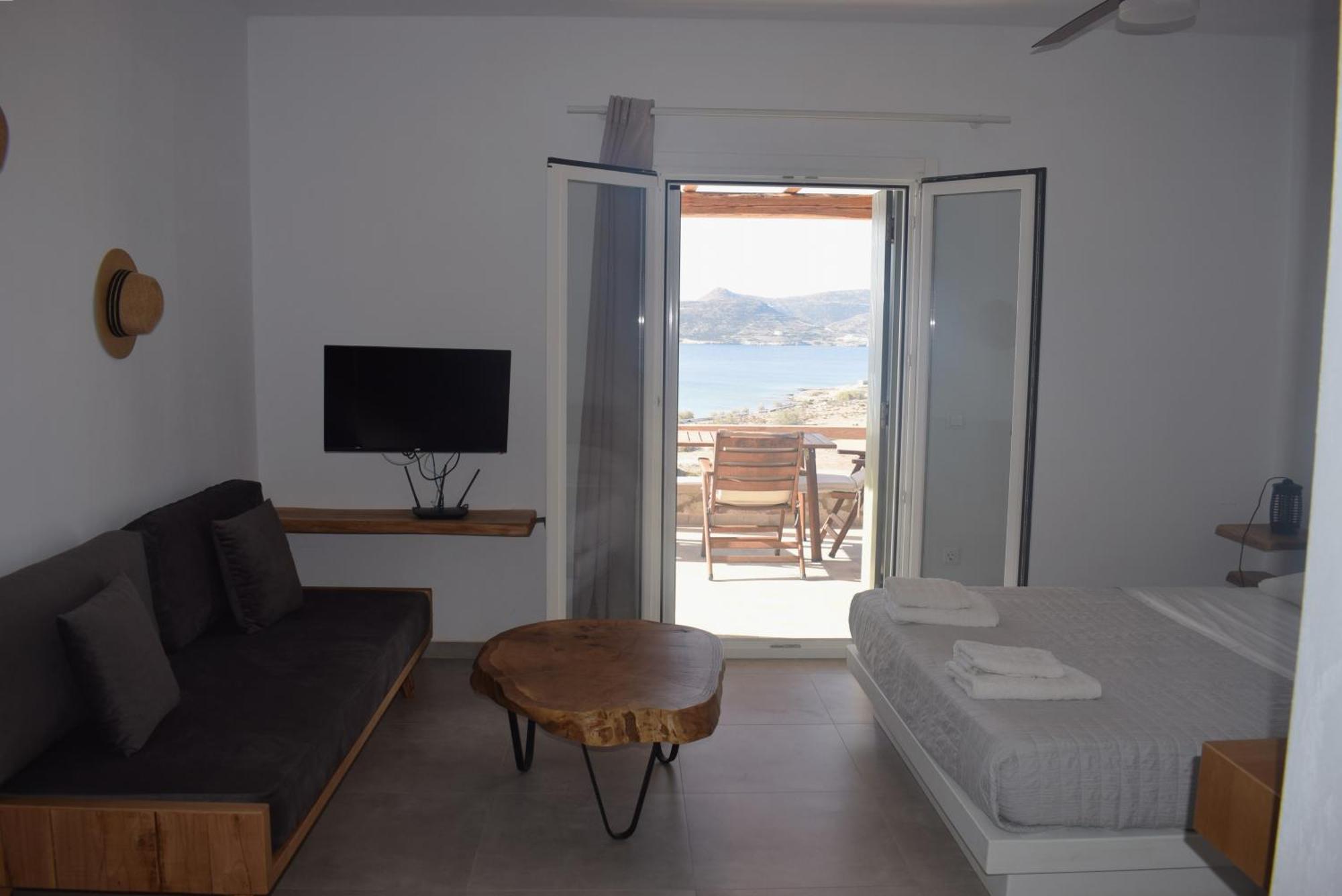 Κalamitsi Rooms & Apartments Kímolos Exteriér fotografie