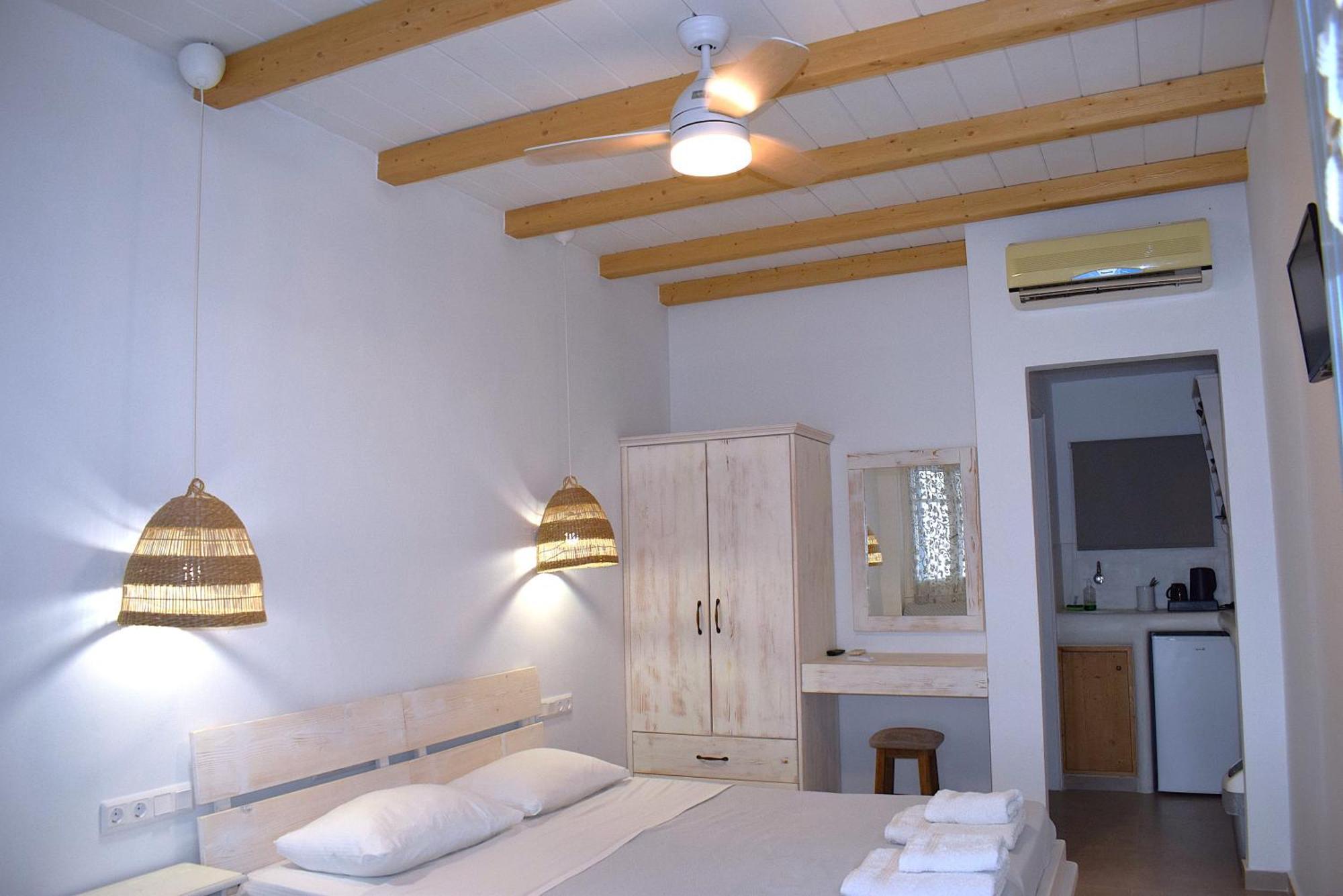 Κalamitsi Rooms & Apartments Kímolos Exteriér fotografie