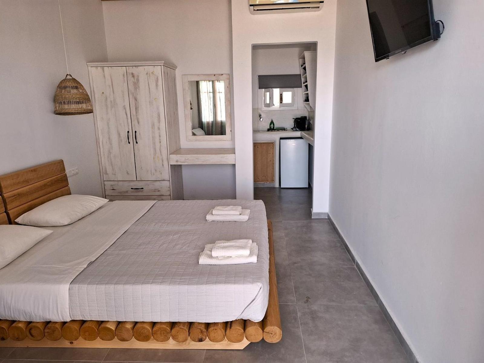 Κalamitsi Rooms & Apartments Kímolos Exteriér fotografie
